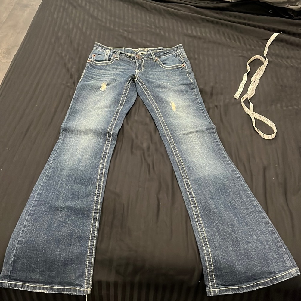 Amethyst Jeans. Size 3, Low-rise